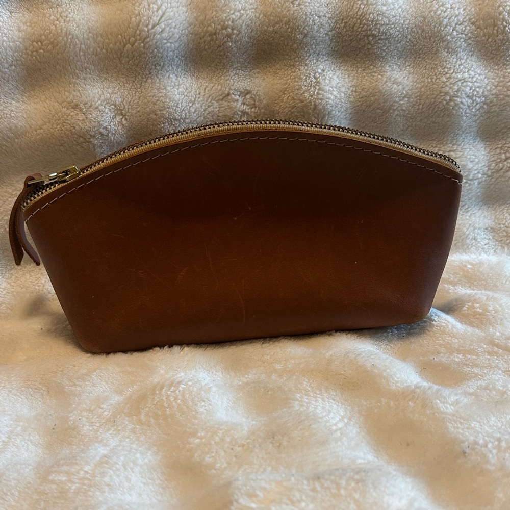 Portland Leather Zipper Pouch
